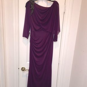 Stunning New Evening Gown - Never worn